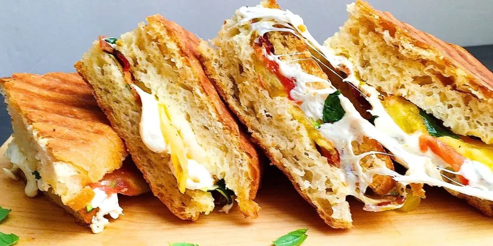 Beitragsbild zum Artikel: Sommerrezept der Woche! – Low Carb Panini