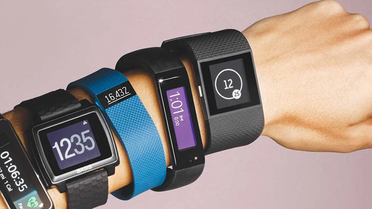 Beitragsbild zum Artikel: EXAKTER Kalorienverbrauch durch Fitness Tracker? – DAS solltest Du BEACHTEN!
