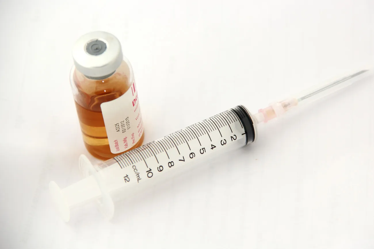 Beitragsbild zum Artikel: Wie gefährlich sind anabole Steroide wirklich?