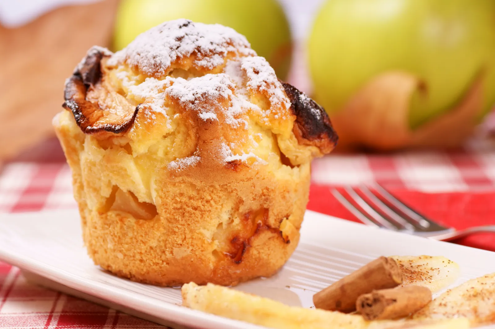 Abbildung zum Artikel: Gesund backen: Muffins im „Apfeltasche“-Style