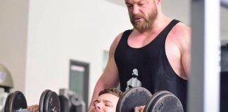 Fitness Oskar und Johannes Luckas sagen Schulterschmerzen den Kampf an!