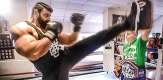 Die Hardgainer Crew bricht beim THAIBOXEN wegen Verletzung ab!