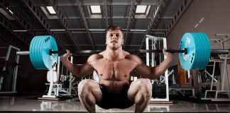 Mischa Janiec: „Warum Du bei den Kniebeugen nicht stärker wirst!“