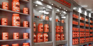 Legendärer Muscle Beach mit eigener Supplement Line