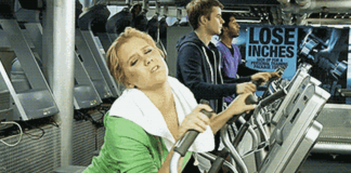 Wissenschaftlich bewiesen: Frauen können beim Training einen „Coregasmus“ bekommen