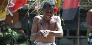 Wenn Du das nächste Mal Schmerzen im Training hast, dann probier’s mal hiermit!