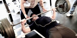 Macht ein Spotter wirklich stärker, auch wenn er gar nicht hilft!? Spotter hilfreich