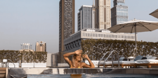 DARF sie das? – DIESES Foto sorgt für „nackt“ Skandal um Fitness Polizistin Adrienne Koleszar!